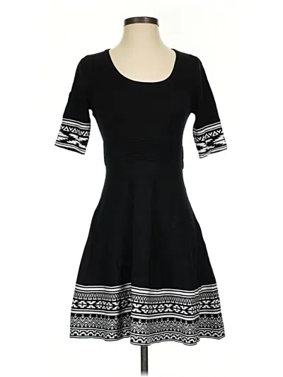 Pre-owned Xhilaration Casual Dress In Black