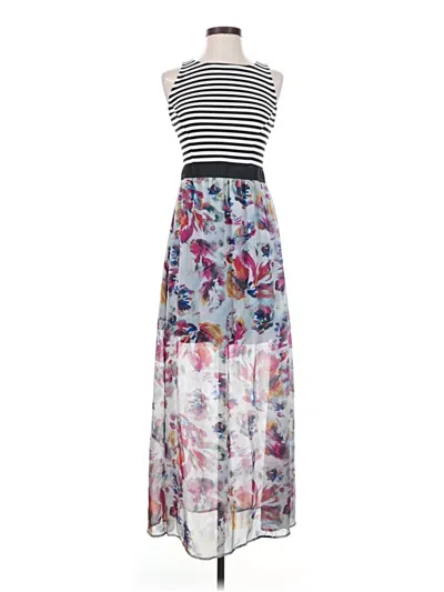 Pre-owned Xhilaration Casual Dress In Blue