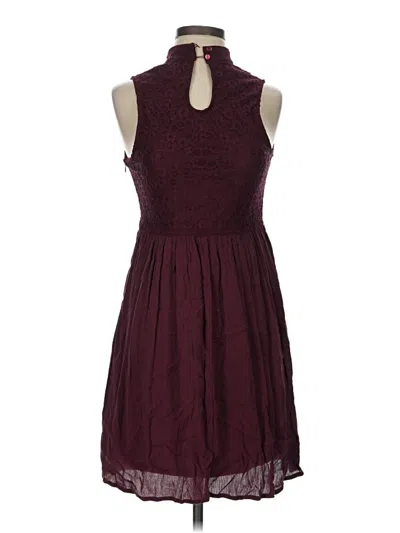 Pre-owned Xhilaration Casual Dress In Burgundy