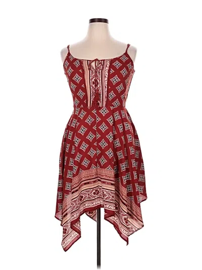 Pre-owned Xhilaration Casual Dress In Burgundy