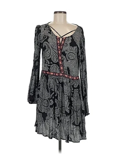 Pre-owned Xhilaration Casual Dress In Gray