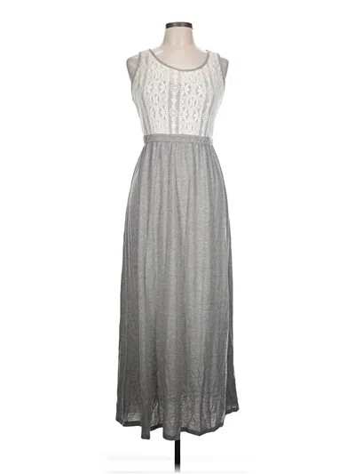 Pre-owned Xhilaration Casual Dress In Gray