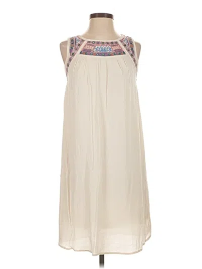 Pre-owned Xhilaration Casual Dress In Ivory