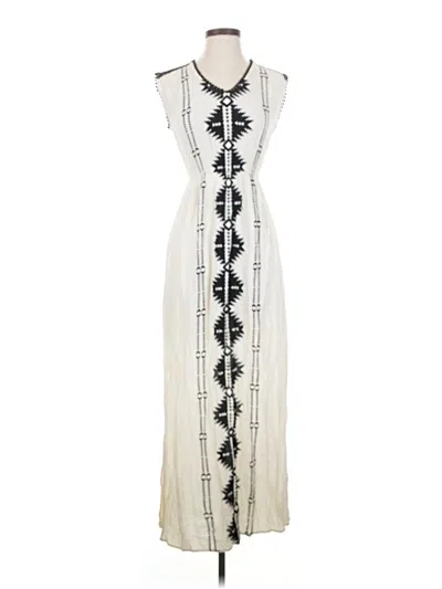 Pre-owned Xhilaration Casual Dress In Ivory