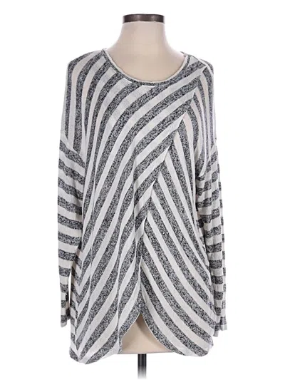 Pre-owned Xhilaration Pullover Sweater In Silver