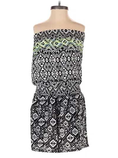 Pre-owned Xhilaration Romper In Black