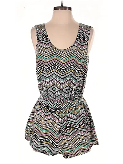 Pre-owned Xhilaration Romper In Green
