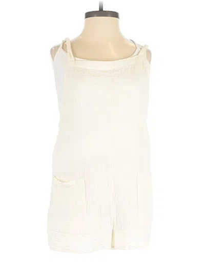Pre-owned Xhilaration Romper In Ivory