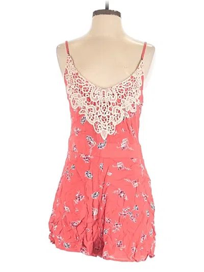 Pre-owned Xhilaration Romper In Red