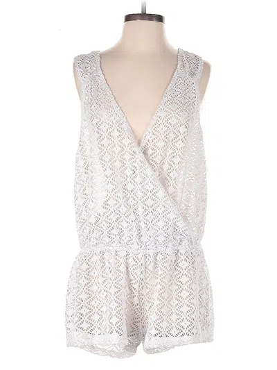 Pre-owned Xhilaration Romper In Silver