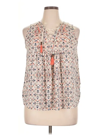 Pre-owned Xhilaration Sleeveless Blouse In Ivory