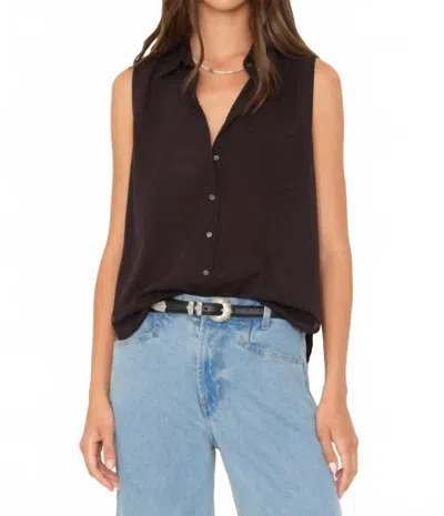 Xirena Brooks Sleeveless Shirt In Black In Brown