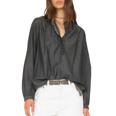 Xirena Caspian Top In Graphite In Gray