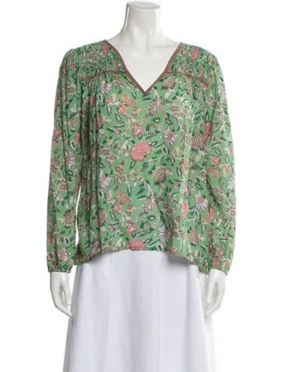 Pre-owned Xirena Floral Print V-neck Blouse In Green