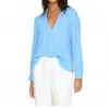 Xirena Hutton Top In Sea Spring In Blue