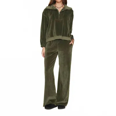 Xirena Mavis Velour Sweatpant In Olivine In Green