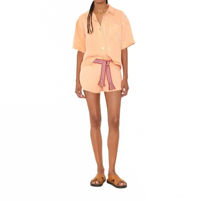 Xirena Renner Short In Washed Apricot In Orange