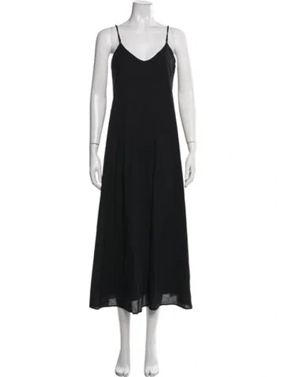 Pre-owned Xirena V-neck Midi Length Dress In Black