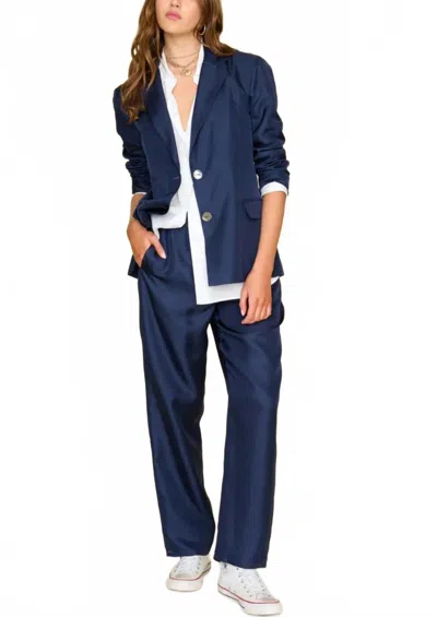 Xirena Wells Pant In Moon Water In Blue
