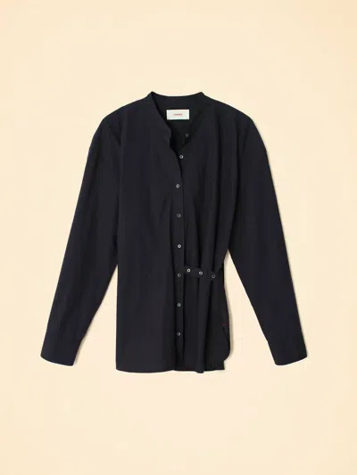 Xirena Women's Miles Shirt In Darkest Navy In Multi