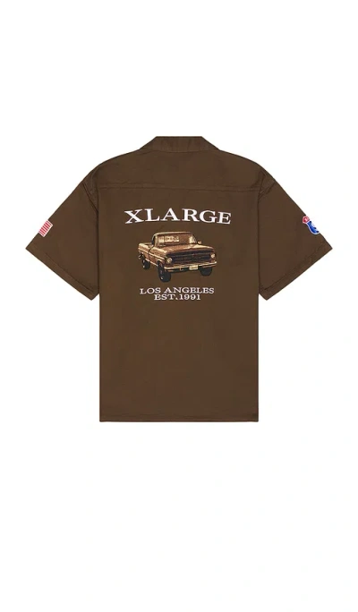 Xlarge Old Pick Up Truck Short Sleeve Work Shirt In 棕色