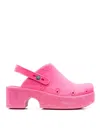 Xocoi Slingback Platform Mules In Fuchsia
