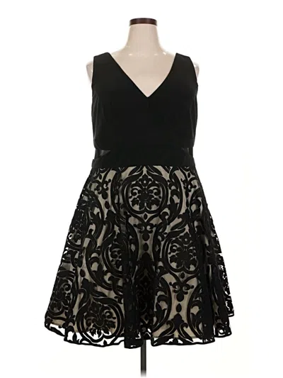 Pre-owned Xscape Cocktail Dress In Black