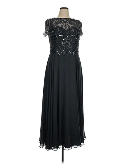 Pre-owned Xscape Cocktail Dress In Black