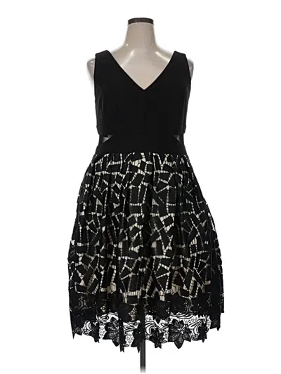 Pre-owned Xscape Cocktail Dress In Black