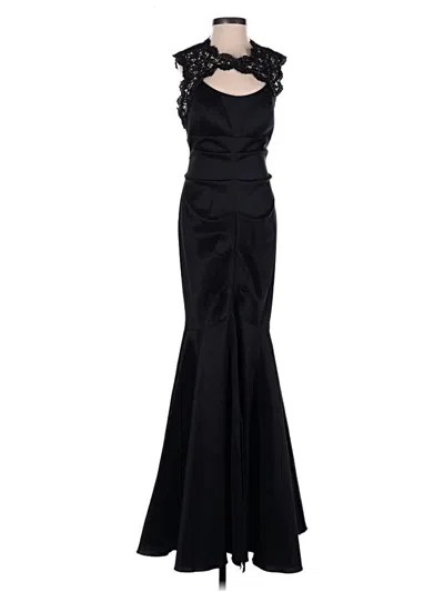 Pre-owned Xscape Cocktail Dress In Black