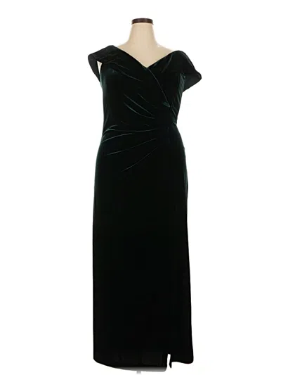 Pre-owned Xscape Cocktail Dress In Black
