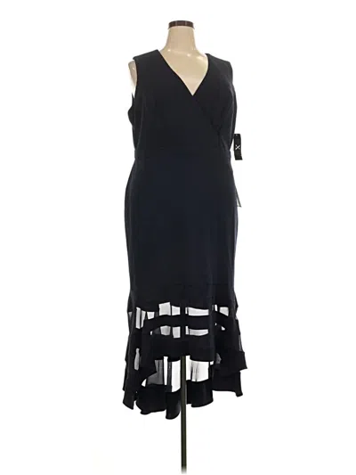 Pre-owned Xscape Cocktail Dress In Black