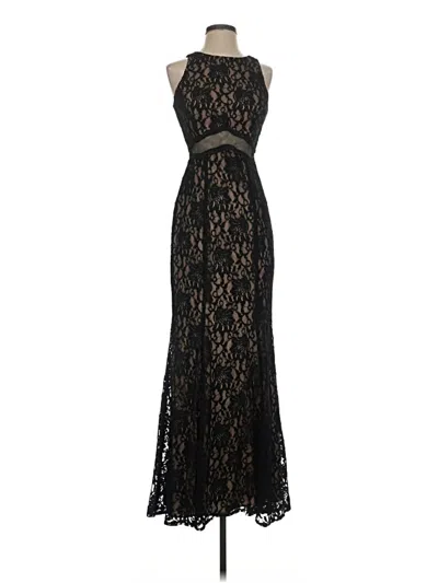 Pre-owned Xscape Cocktail Dress In Black