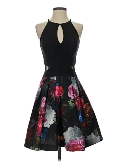 Pre-owned Xscape Cocktail Dress In Black