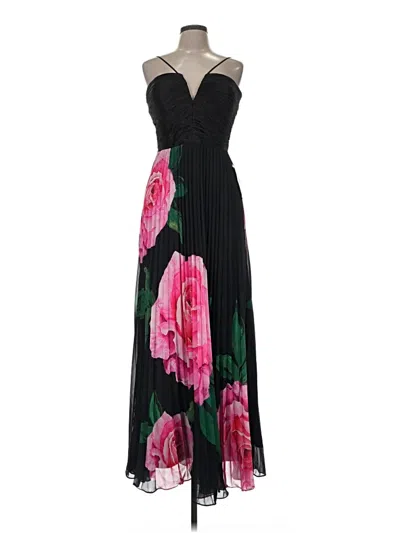 Pre-owned Xscape Cocktail Dress In Black