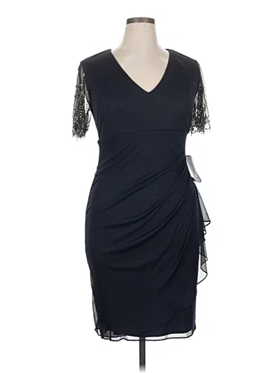 Pre-owned Xscape Cocktail Dress In Blue