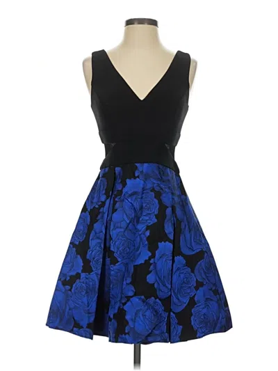 Pre-owned Xscape Cocktail Dress In Blue