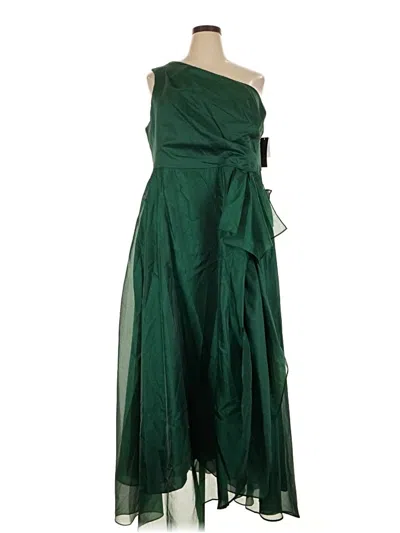 Pre-owned Xscape Cocktail Dress In Green