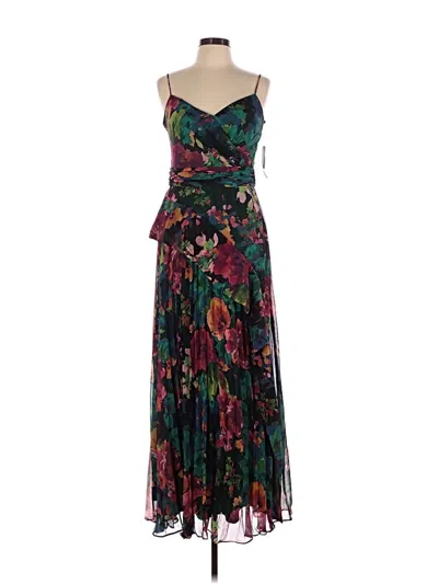 Pre-owned Xscape Cocktail Dress In Green