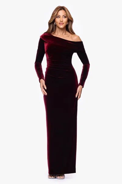 Xscape Evenings Side Ruched One-shoulder Long Sleeve Velvet Column Gown In Burgundy