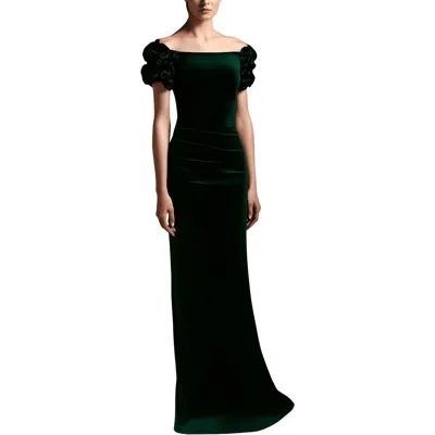 Xscape Womens Ruffled Velvet Evening Dress In Green