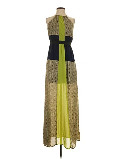 Pre-owned Xtaren Casual Dress In Green