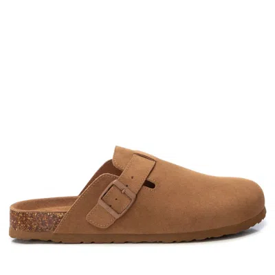 Xti Men's Cork Footbed Clogs In Brown
