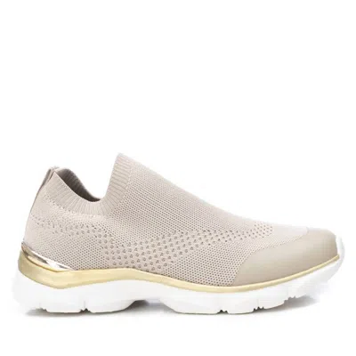 Xti Women's 142454 Round Toe Sneakers In Beige In Gray