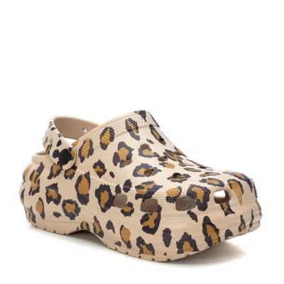 Xti Women's 14388804 Platform Clog In Beige In Multi
