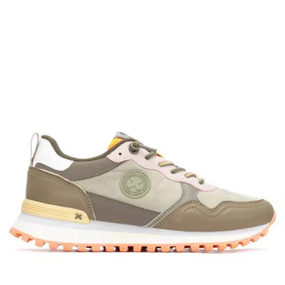 Xti Women's 144156 Round Toe Sneakers In Kakhi In Brown
