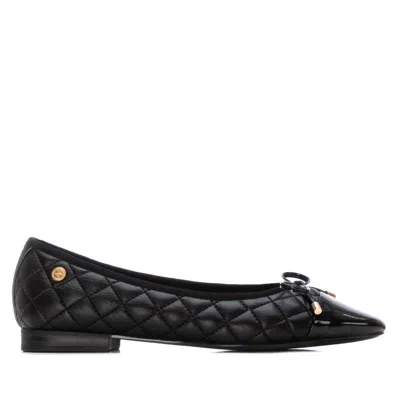 Xti Women's 144245 Flat Shoes In Black