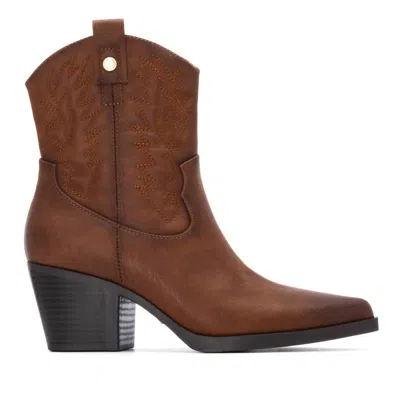 Xti Women's 144305 Heeled Booties In Camel In Brown