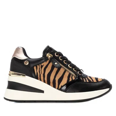 Xti Women's 144378 Round Toe Sneakers In Zebra In Multi