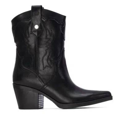 Xti Women's 144718 Heeled Booties In Black